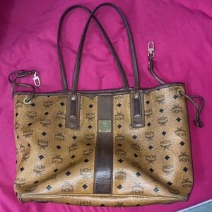 MCM TOTE BROWN AUTHENTIC